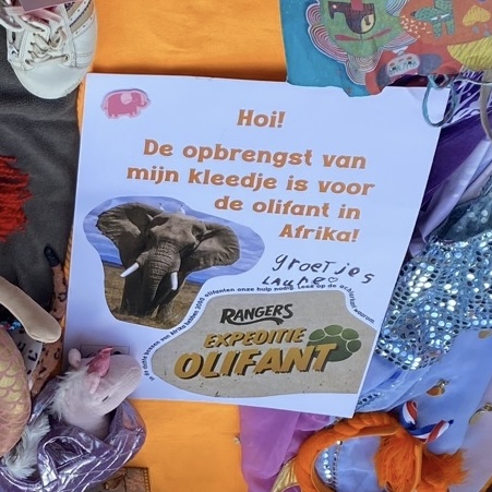 Vrijmarkt voor de Olifant