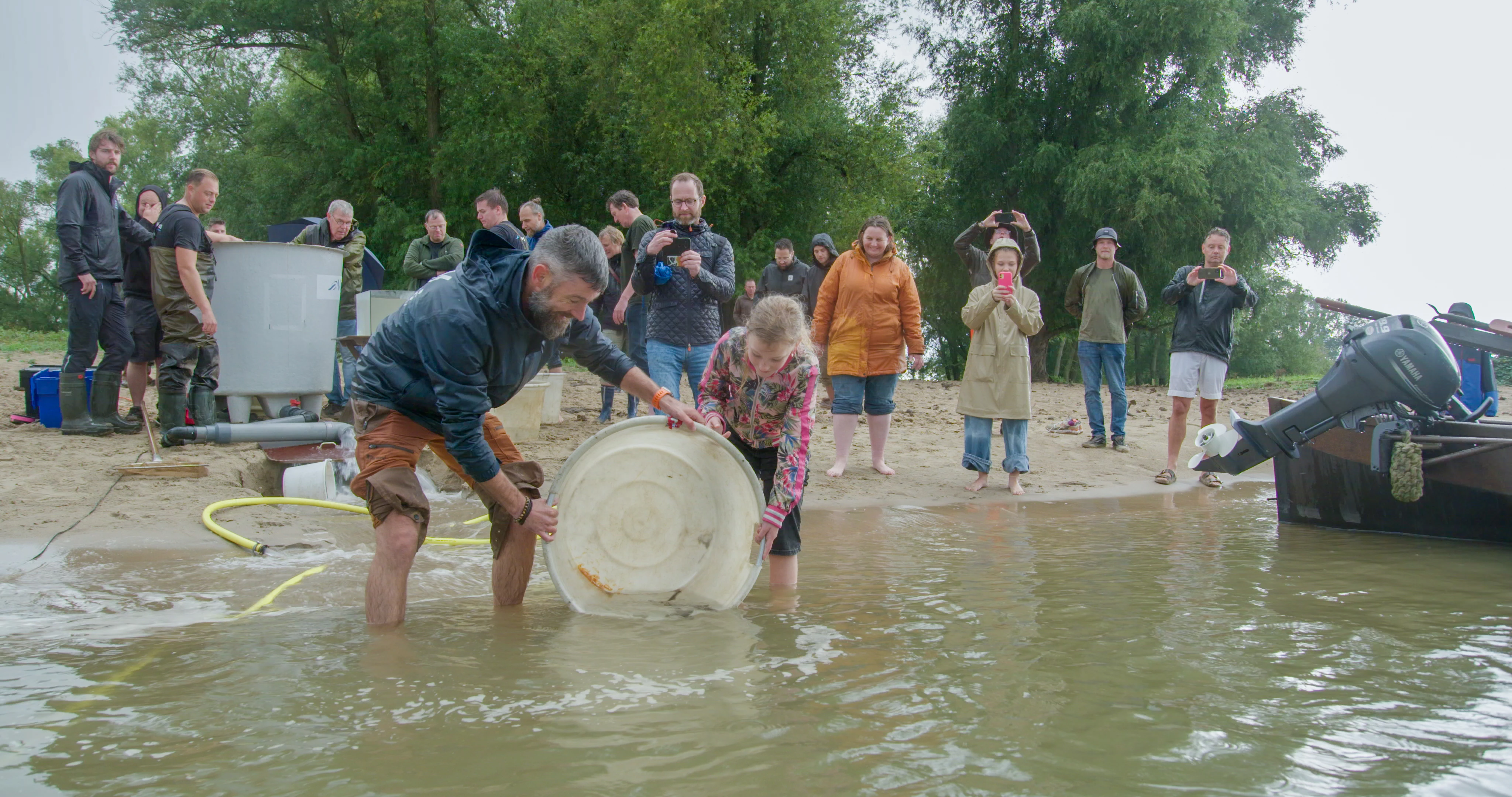 Steurenuitzet bij Woudrichem. Foto Dick Harrewijn.jpg