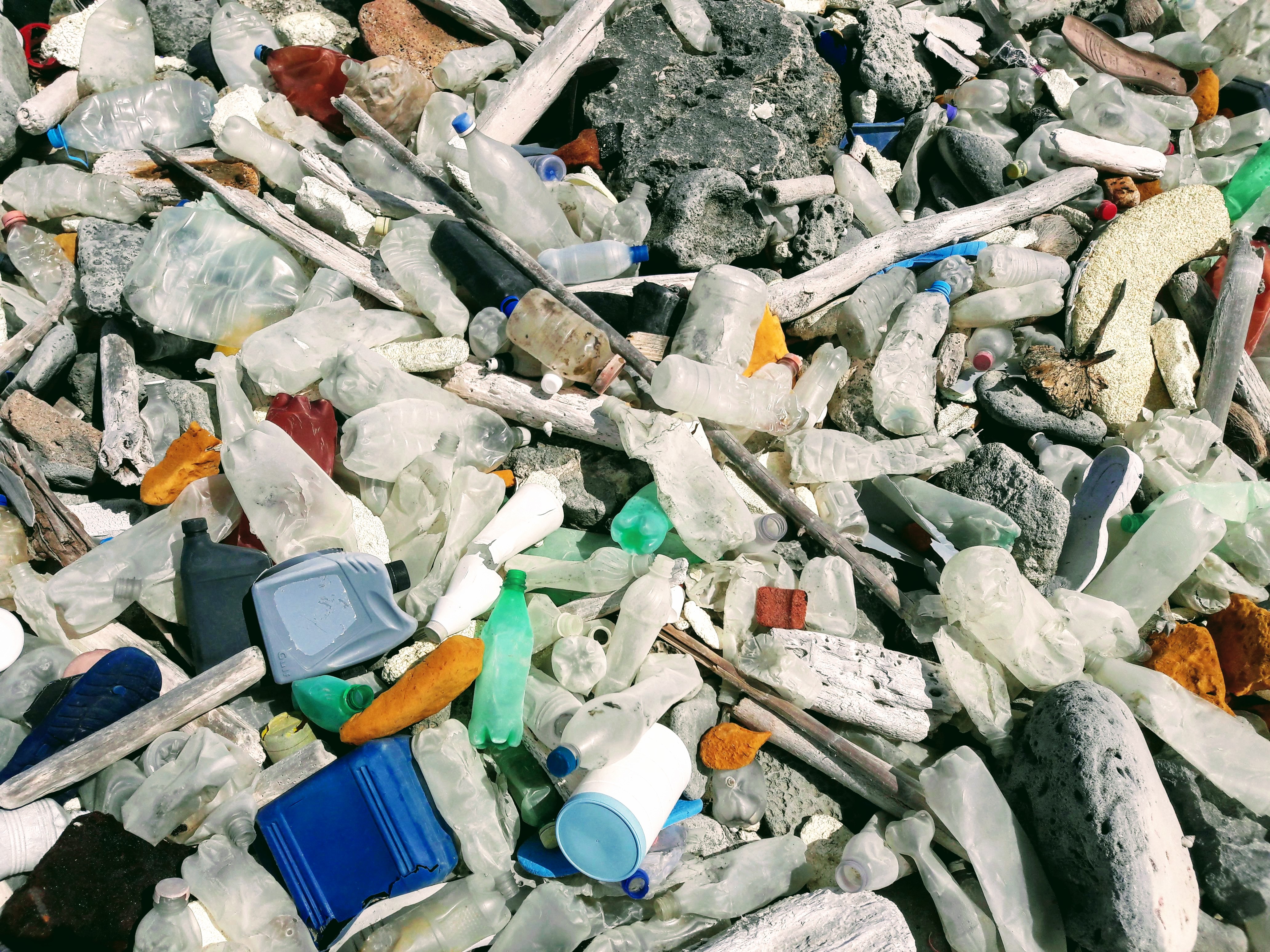 plastic afval bonaire