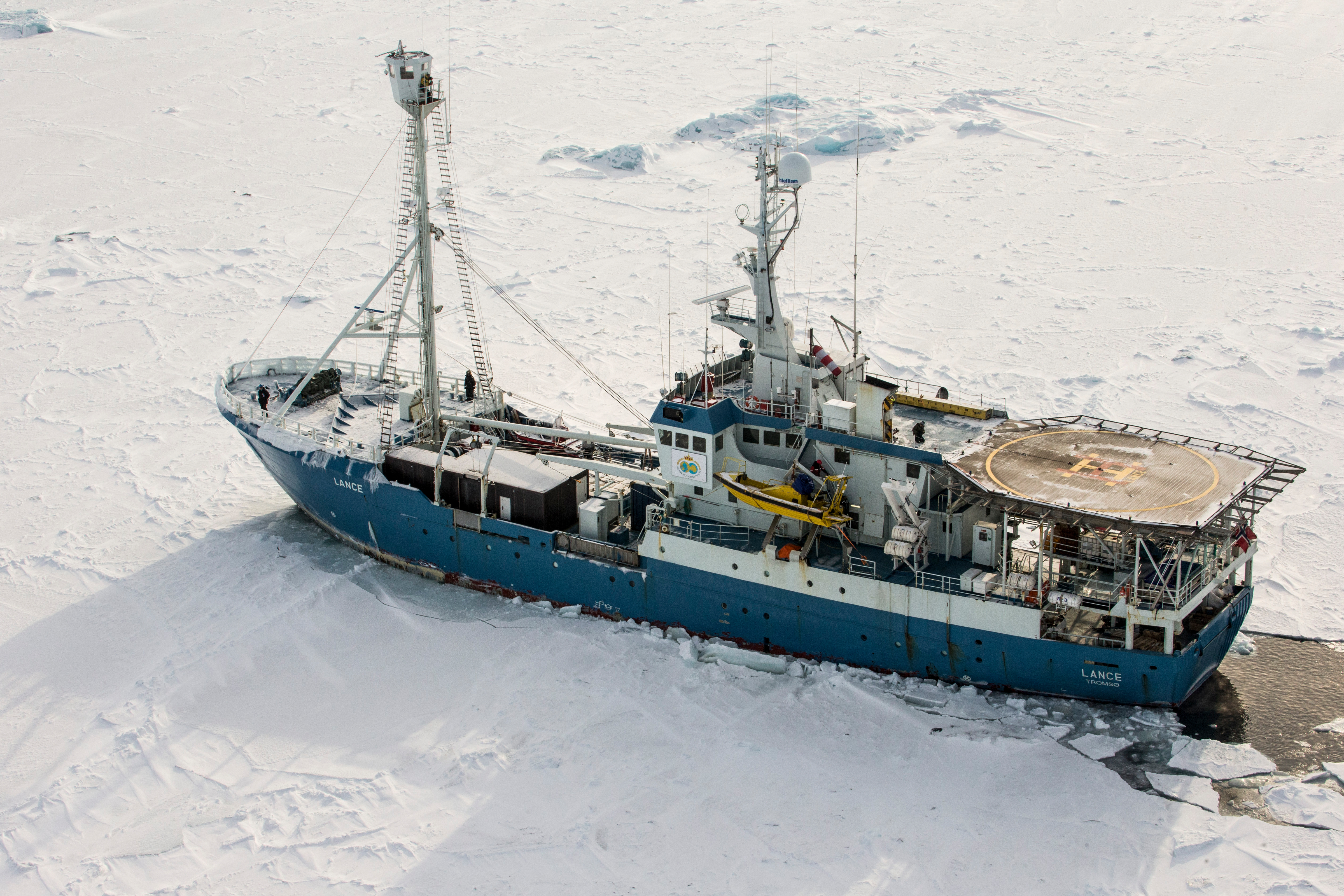 Onderzoeksschip van Canon en WWF